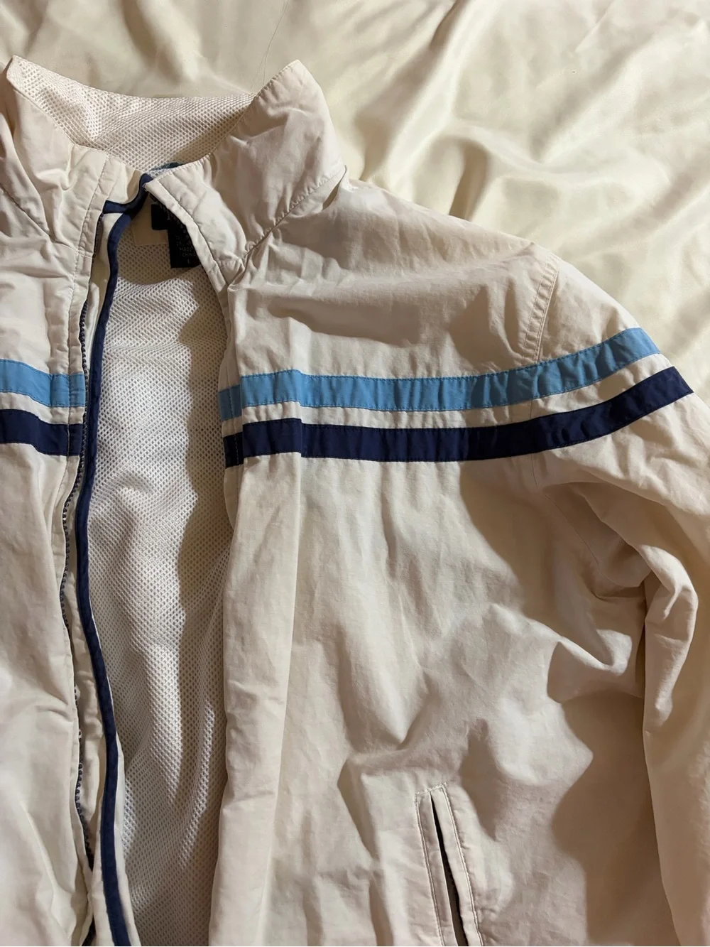 Izod White Windbreaker
